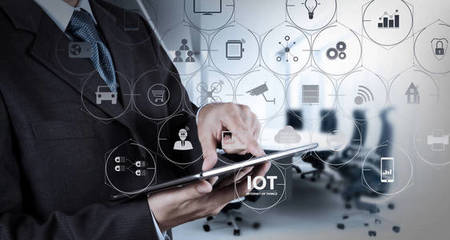 智能工厂与工业4.0 云计算驱动下的连接生产机器人